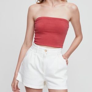 ✨ 5 for 30✨ Aritzia top!